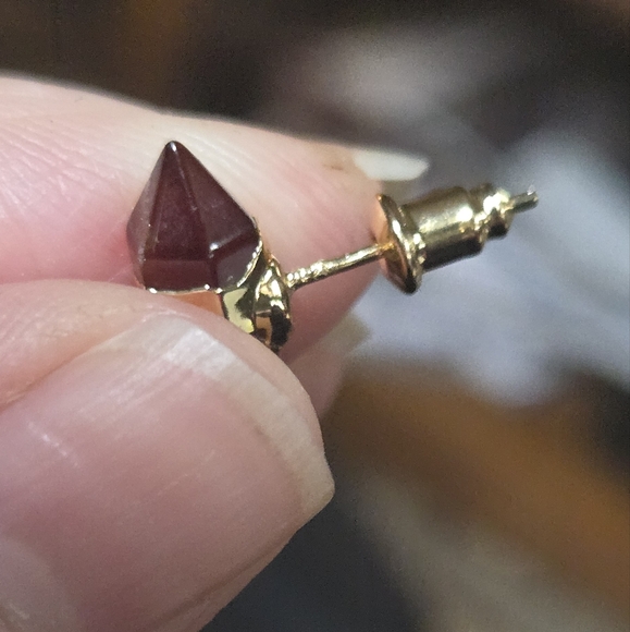 Garnet natural crystal gemstone pillar sterling & gold earrings - Picture 9 of 9